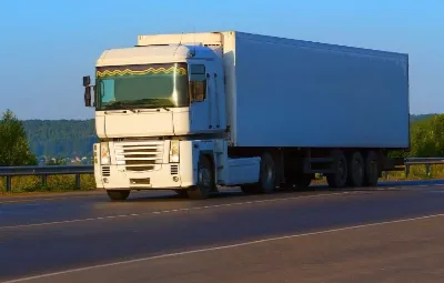 Adana ile Foça Arası Öğrenci Eşyası Taşıma